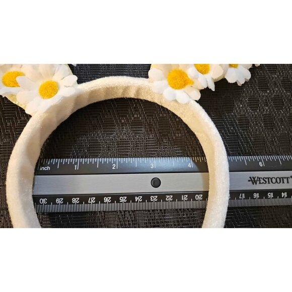 Sunny & Charmming Daisy Crown Headband - Picture 5 of 5